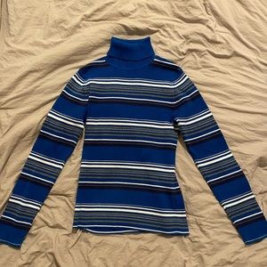 Vintage knit stripped turtleneck